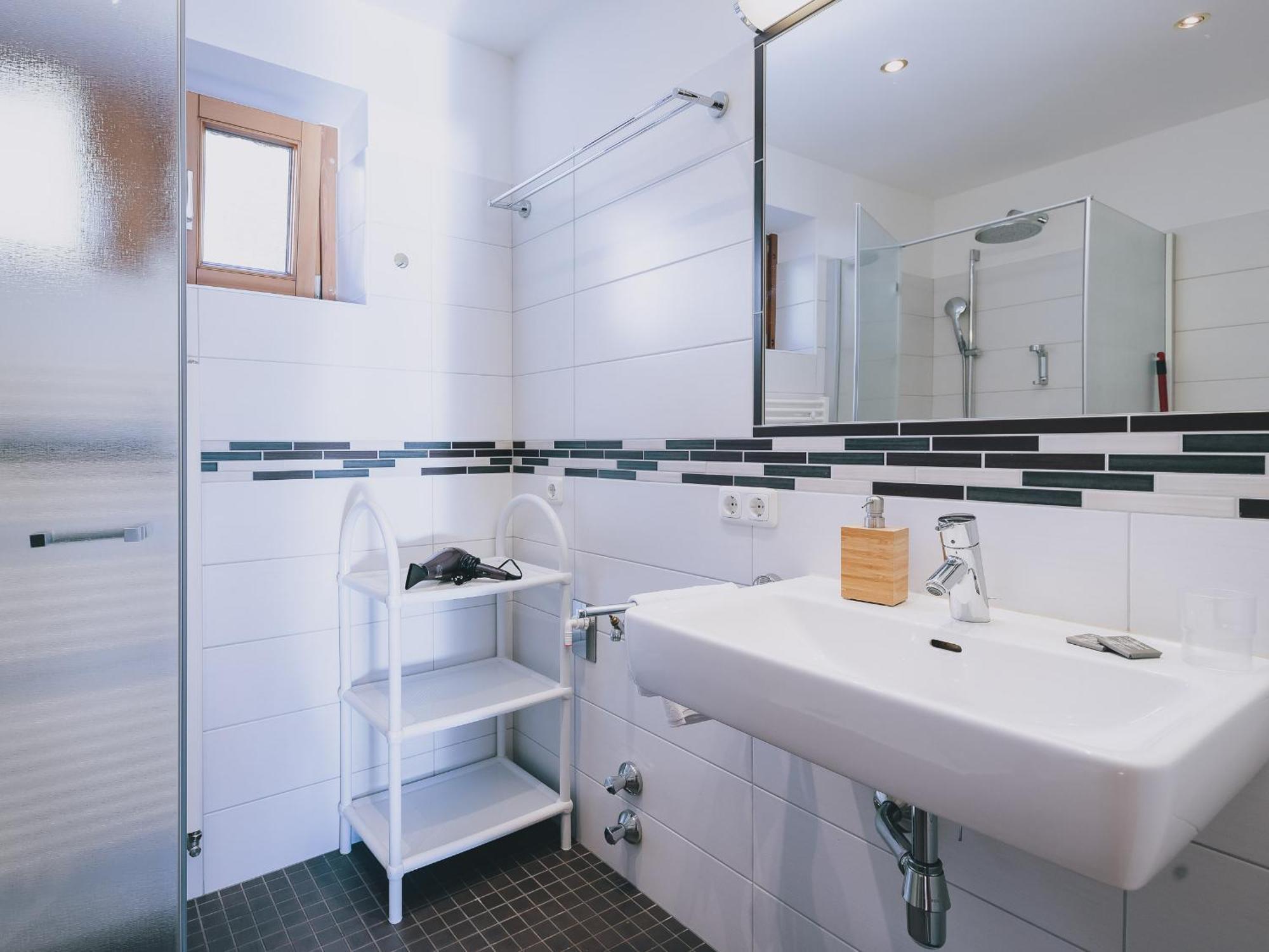 Haus Altenberger By We Rent, Summercard Included Zell am See Rom bilde